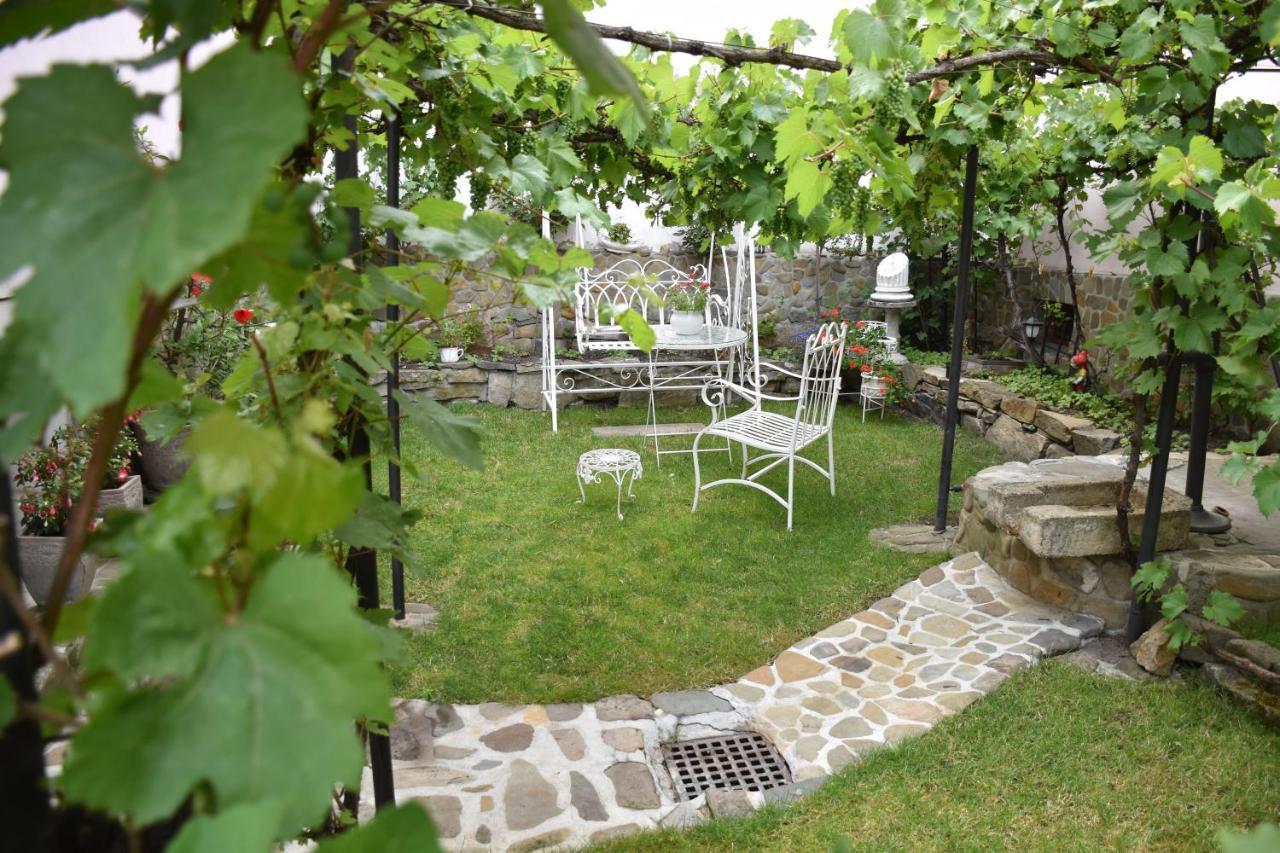 Lovecky Apartman Na Namesti Ve Frenstate Pod Radhostem Frenstat pod Radhostem Exterior photo